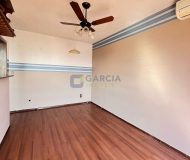 Apartamento com 45m², 1 dormitório, 1 vaga no bairro São Sebastião em Porto Alegre