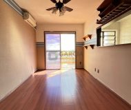 Apartamento com 45m², 1 dormitório, 1 vaga no bairro São Sebastião em Porto Alegre