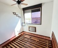 Apartamento com 45m², 1 dormitório, 1 vaga no bairro São Sebastião em Porto Alegre