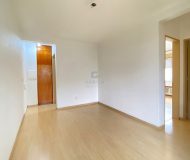 Apartamento com 52m², 2 dormitórios, 1 vaga no bairro Sarandi em Porto Alegre