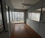 Depósito com 296m², 2 vagas no bairro Sarandi em Porto Alegre