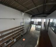 Depósito com 296m², 2 vagas no bairro Sarandi em Porto Alegre