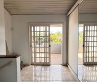 Casa com 100m², 3 dormitórios, 1 vaga no bairro Jardim Itu em Porto Alegre