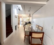 Casa com 100m², 3 dormitórios, 1 vaga no bairro Jardim Itu em Porto Alegre