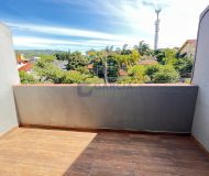 Casa com 100m², 3 dormitórios, 1 vaga no bairro Jardim Itu em Porto Alegre