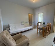 Apartamento com 68m², 2 dormitórios no bairro Passo da Areia em Porto Alegre