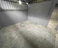 Depósito com 305m² no bairro Santa Maria Goretti em Porto Alegre