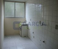 Apartamento com 45m², 2 dormitórios, 1 vaga no bairro Jardim Leopoldina em Porto Alegre