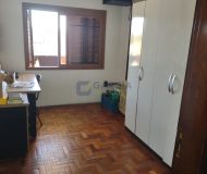 Loja com 300m², 4 dormitórios, 1 suíte no bairro Sarandi em Porto Alegre