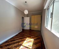 Apartamento com 46m², 2 dormitórios no bairro Menino Deus em Porto Alegre