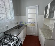 Apartamento com 46m², 2 dormitórios no bairro Menino Deus em Porto Alegre