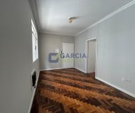 Apartamento com 46m², 2 dormitórios no bairro Menino Deus em Porto Alegre