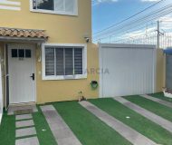 Casa com 67m², 2 dormitórios, 2 vagas no bairro Sarandi em Porto Alegre
