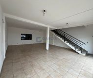 Depósito com 781m², 4 vagas no bairro Sarandi em Porto Alegre