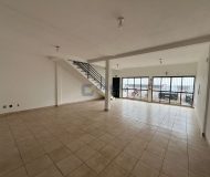 Depósito com 781m², 4 vagas no bairro Sarandi em Porto Alegre