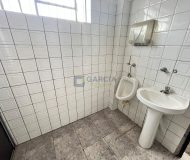 Depósito com 781m², 4 vagas no bairro Sarandi em Porto Alegre