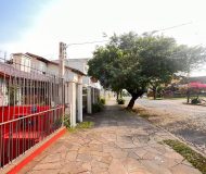 Apartamento com 58m², 2 dormitórios, 1 vaga no bairro Jardim São Pedro em Porto Alegre