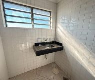 Loja com 781m² no bairro Sarandi em Porto Alegre