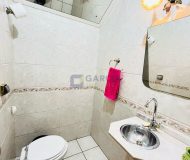 Casa com 313m², 4 dormitórios, 1 suíte, 5 vagas no bairro Passo das Pedras em Porto Alegre