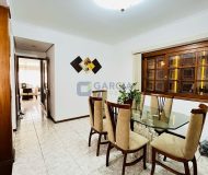 Casa com 313m², 4 dormitórios, 1 suíte, 5 vagas no bairro Passo das Pedras em Porto Alegre