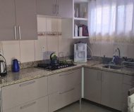Casa com 198m², 3 dormitórios, 1 suíte, 5 vagas no bairro Sarandi em Porto Alegre