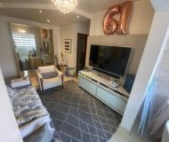 Apartamento com 72m², 2 dormitórios, 1 suíte, 1 vaga no bairro Jardim Itu em Porto Alegre