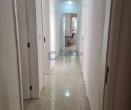 Casa com 188m², 3 dormitórios, 1 suíte, 3 vagas no bairro Jardim Itu Sabará em Porto Alegre