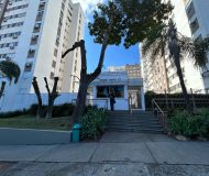 Apartamento com 70m², 2 dormitórios, 1 suíte, 1 vaga no bairro Passo da Areia em Porto Alegre