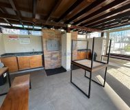 Apartamento com 70m², 2 dormitórios, 1 suíte, 1 vaga no bairro Passo da Areia em Porto Alegre