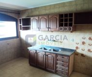 Casa com 375m², 4 dormitórios, 7 vagas no bairro Sarandi em Porto Alegre