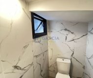 Casa em Condomínio com 215m², 3 dormitórios, 3 suítes, 2 vagas no bairro Condomínio Buena Vista em Viamão