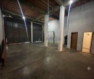 Loja com 200m², 2 vagas no bairro Sarandi em Porto Alegre