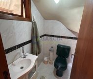 Casa com 310m², 3 dormitórios, 1 suíte, 4 vagas no bairro Santa Maria Goretti em Porto Alegre