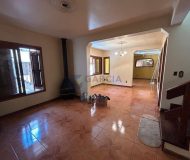 Casa com 310m², 3 dormitórios, 1 suíte, 4 vagas no bairro Santa Maria Goretti em Porto Alegre