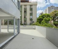 Apartamento com 250m², 3 dormitórios, 3 suítes, 2 vagas no bairro Auxiliadora em Porto Alegre