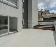 Apartamento com 250m², 3 dormitórios, 3 suítes, 2 vagas no bairro Auxiliadora em Porto Alegre