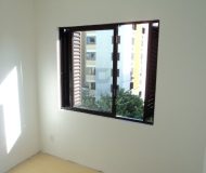 Apartamento com 52m², 2 dormitórios, 1 vaga no bairro Sarandi em Porto Alegre