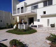 Casa com 498m², 4 dormitórios, 2 suítes, 4 vagas no bairro Vila Jardim em Porto Alegre