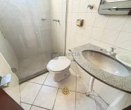 Apartamento com 90m², 3 dormitórios, 1 suíte, 1 vaga no bairro Jardim Lindóia em Porto Alegre