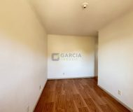 Apartamento com 90m², 3 dormitórios, 1 suíte, 1 vaga no bairro Jardim Lindóia em Porto Alegre