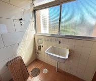 Apartamento com 90m², 3 dormitórios, 1 suíte, 1 vaga no bairro Jardim Lindóia em Porto Alegre