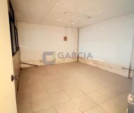 Depósito com 390m² no bairro São João em Porto Alegre
