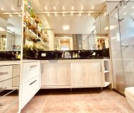 Apartamento com 180m², 3 dormitórios, 3 suítes, 4 vagas no bairro Bela Vista em Porto Alegre