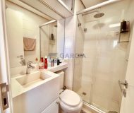 Apartamento com 180m², 3 dormitórios, 3 suítes, 4 vagas no bairro Bela Vista em Porto Alegre