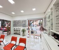 Prédio com 1.700m² no bairro Jardim Lindóia em Porto Alegre