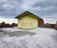 Prédio com 1.700m² no bairro Jardim Lindóia em Porto Alegre