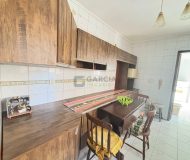 Apartamento com 180m², 3 dormitórios, 1 suíte, 2 vagas no bairro Jardim Lindóia em Porto Alegre