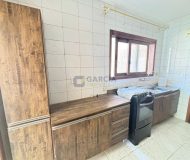 Apartamento com 180m², 3 dormitórios, 1 suíte, 2 vagas no bairro Jardim Lindóia em Porto Alegre