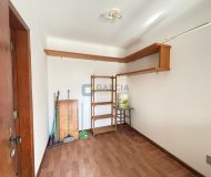 Apartamento com 180m², 3 dormitórios, 1 suíte, 2 vagas no bairro Jardim Lindóia em Porto Alegre