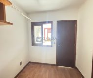 Apartamento com 180m², 3 dormitórios, 1 suíte, 2 vagas no bairro Jardim Lindóia em Porto Alegre